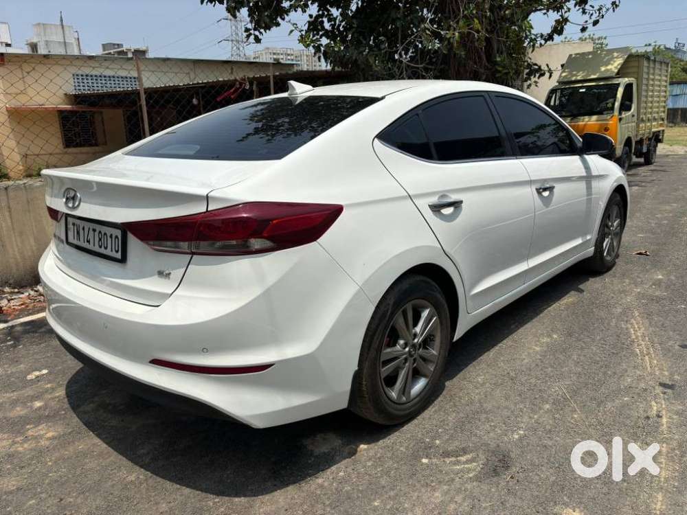 Hyundai Elantra Crdi Leather, 2019, Diesel