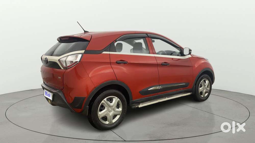 Tata Nexon 1.2 Revotron Xm, 2018, Cng & Hybrids