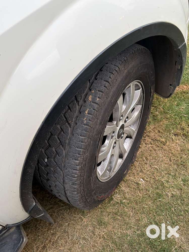 Mahindra Xuv500 Diesel 2016 Top Model Fully Modified With 2.5 Lakh Acc