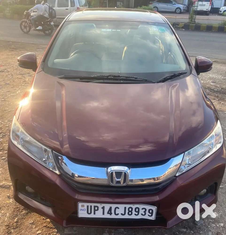 Car In Good Condition With Good Average, With Sunroof