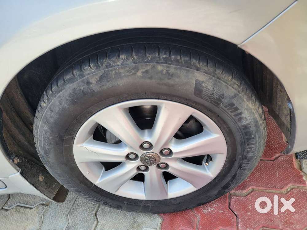 Toyota Corolla Altis 2011 Petrol 123000 Km Driven