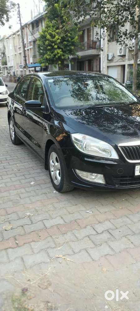 Skoda Rapid 1.5 Tdi Ambition, 2012, Diesel