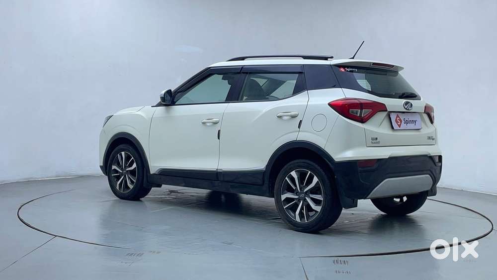 Mahindra Xuv300 1.2 W8 (o) Amt Petrol, 2021, Petrol