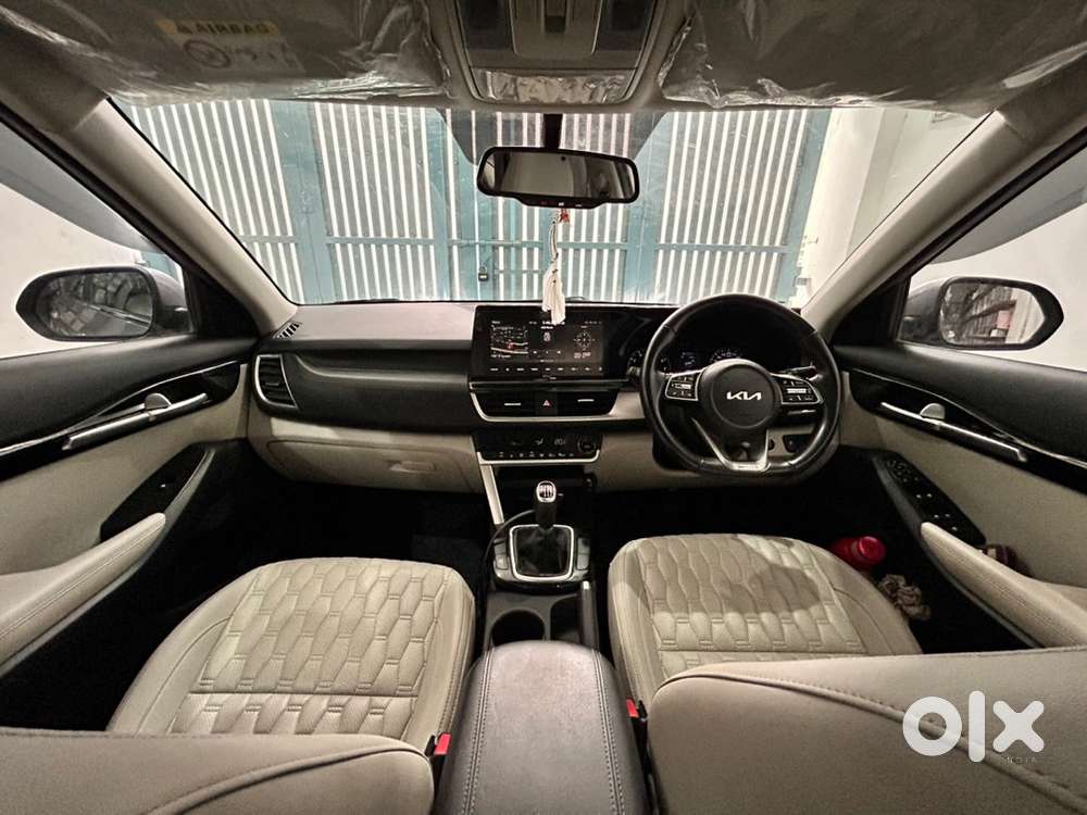 Kia Seltos Petrol Mt