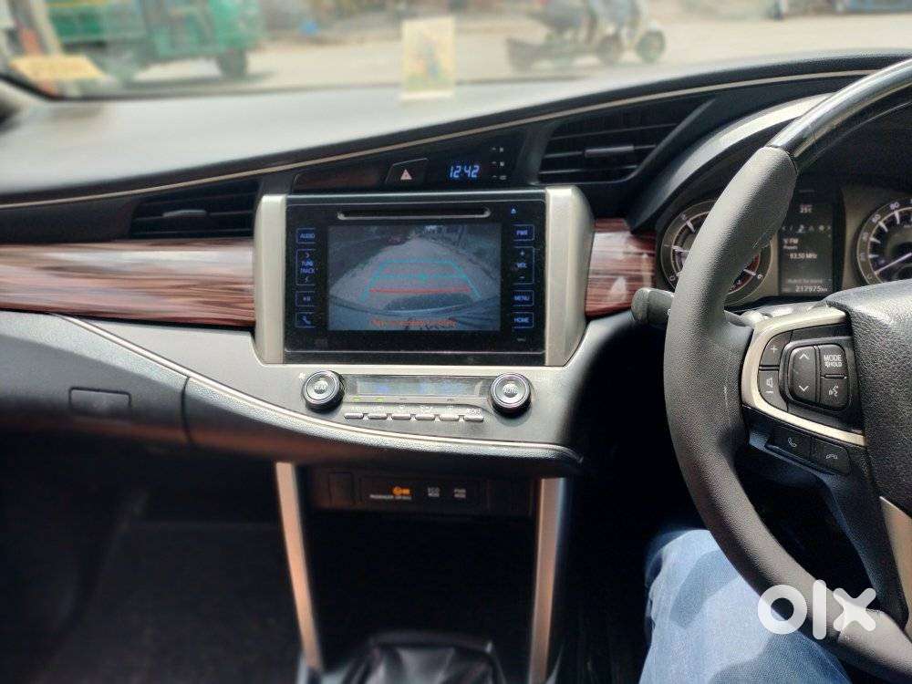 Toyota Innova Crysta Touring Sport 2.4 Mt, 2017, Diesel