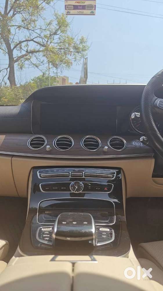 Mercedes-benz E-class Exclusive E 220 D, 2017, Diesel