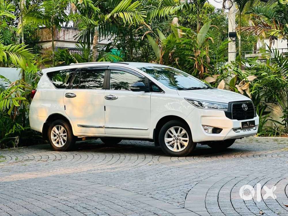 Toyota Innova Crysta 2.8 Gx At, 2016, Diesel