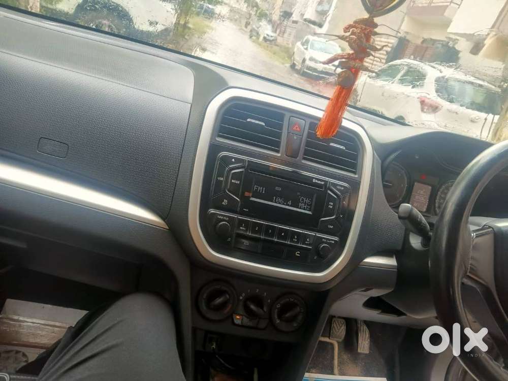 Maruti Suzuki Brezza 2016