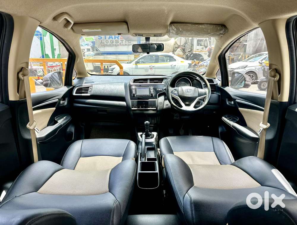 Honda Jazz V Mt Privilege, 2016, Petrol