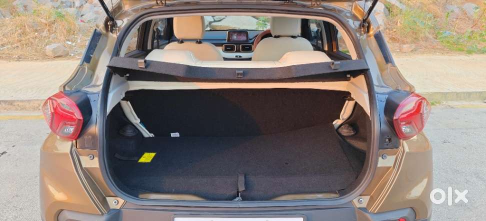 Tata Punch Accomplished Dazzle Sunroof Cng, 2023, Petrol