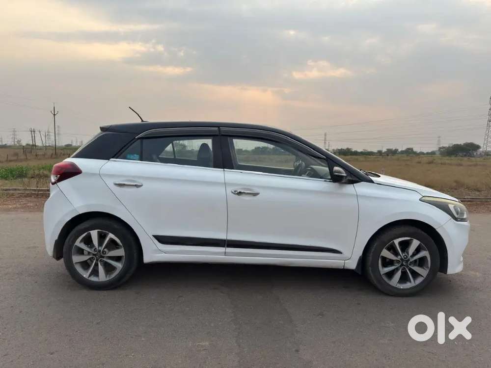 Well Maintained Hyundai I20 Asta (top Variant) 2016 Model Petrol
