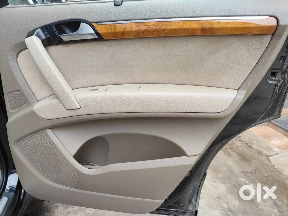 Audi Q7 2015 Diesel Well Maintained