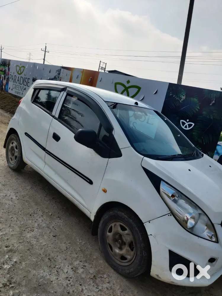 Chevrolet Beat 2015 – Budget-friendly & Efficient