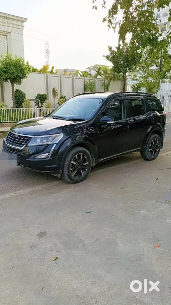 Xuv 500 W11 With Sunroof Black Colour Good Condition Car 2019 Model