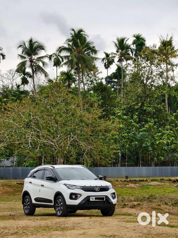 Urgent Sale – Moving Abroad!    Tata Nexon Xm Petrol (2021)