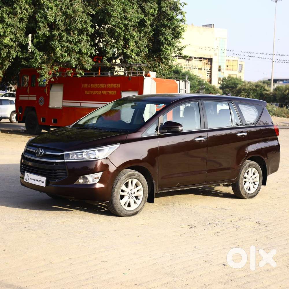 Toyota Innova Crysta [2020-ongoing] 2.4 Gx 7 Str, 2021, Diesel