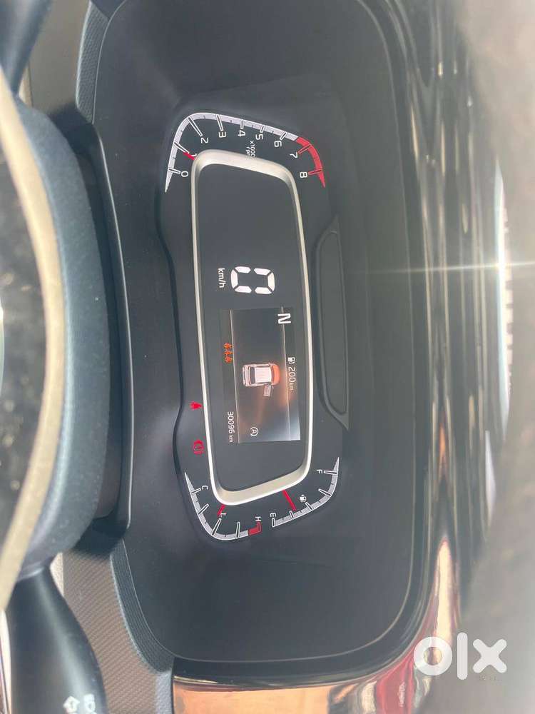 Kia Sonet 2023 Petrol Well Maintained