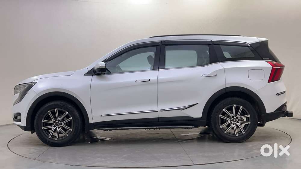 Mahindra Xuv700 2.2 Ax 7 Diesel At Luxury Pack Str Awd, 2022, Diesel