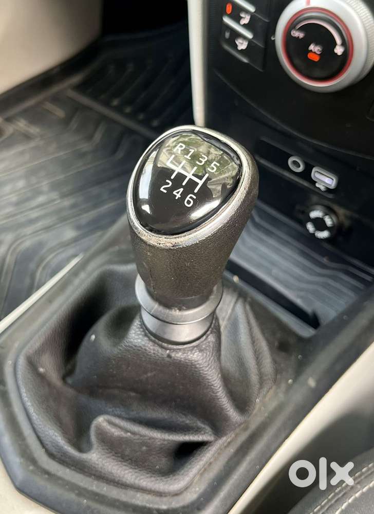 Mahindra Xuv300 W6 Diesel, 2022, Diesel