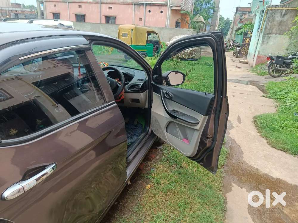 Tata Tiago 2018 Car