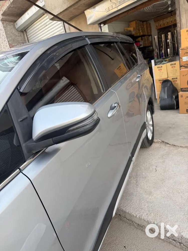 Toyota Innova Crysta 2018 Diesel Manual