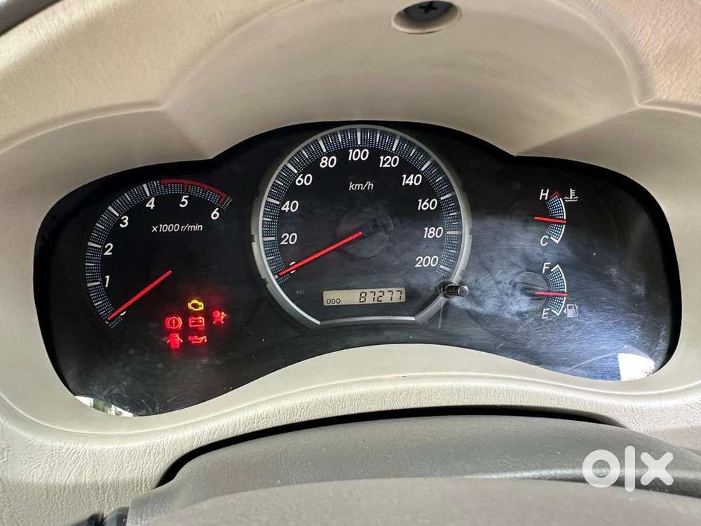 Toyota Innova 2013 Diesel Well Maintained