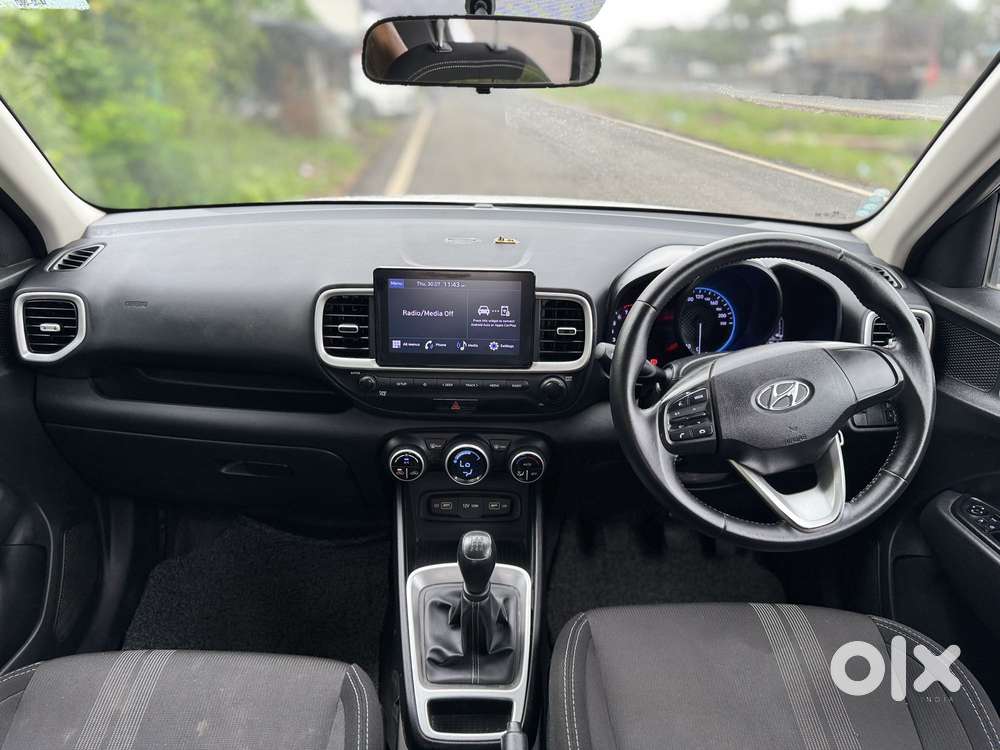 Hyundai Venue, 2021, Petrol