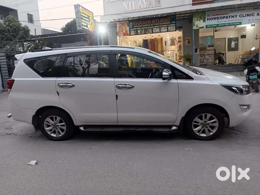 Toyota Innova Crysta 2017 Diesel  Manual