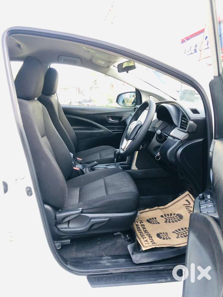 Toyota Innova Crysta [2020-ongoing] 2.4 Gx At 8 Str, 2021, Diesel