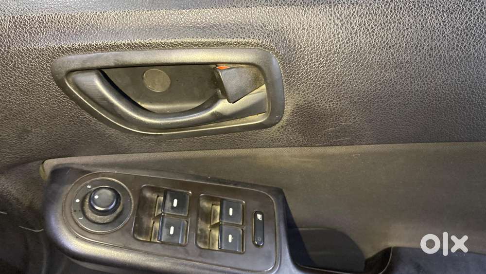 Tata Bolt Revotron Xm, 2016, Petrol