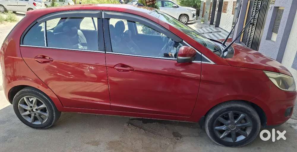 Tata Bolt Revotron 2017