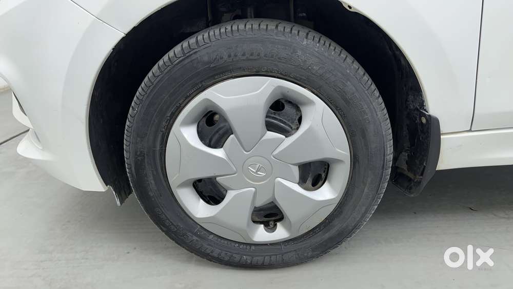 Tata Tiago 1.2 Revotron Xt Option, 2021, Petrol