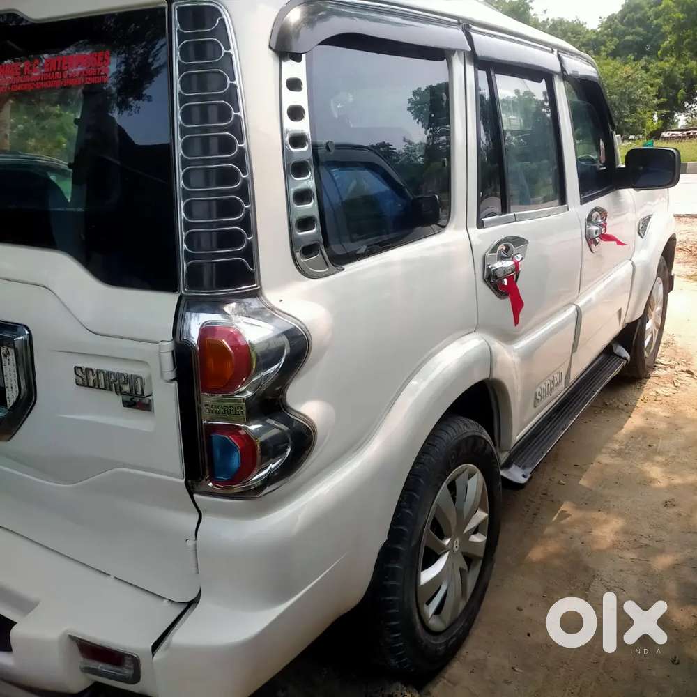Mahindra Scorpio 2018 Diesel 82357 Km Driven