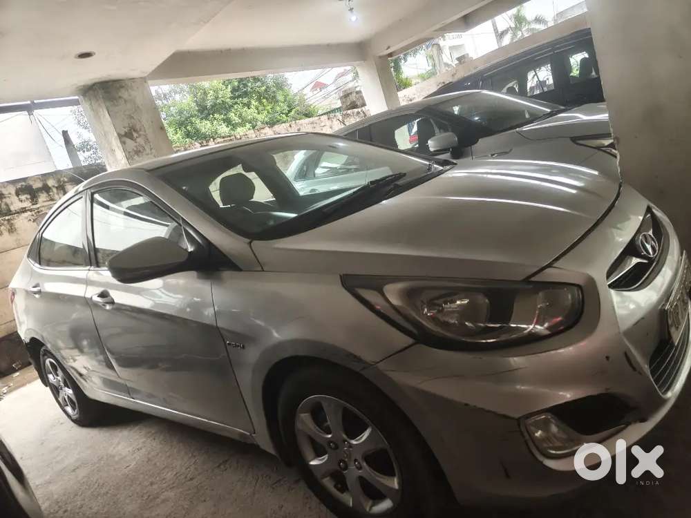 Hyundai Verna 1.6 Crdi 2012