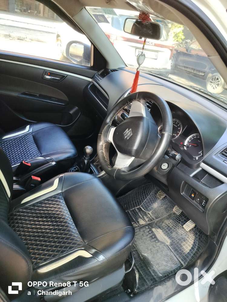 Maruti Suzuki Swift Vxi 1.2 Abs Bs-iv, 2016, Petrol