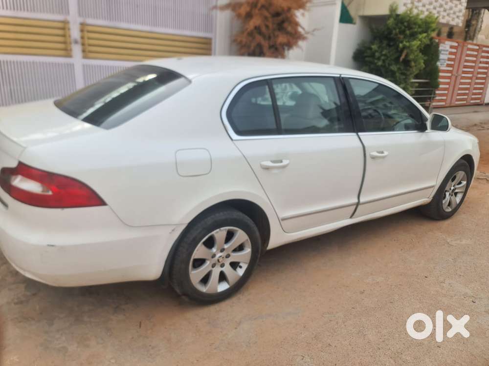 Skoda Superb 2.0 Ambition Tdi At, 2012, Diesel