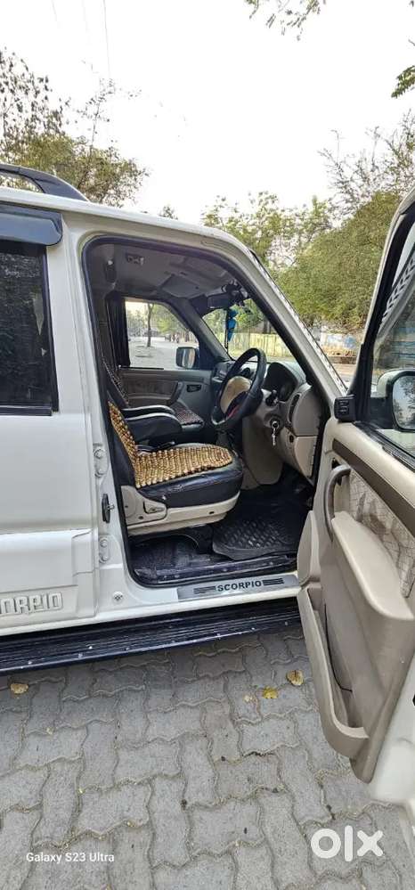 Mahindra Scorpio 2014 Diesel Manual