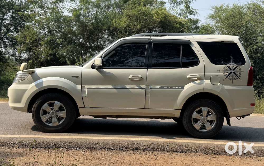 Tata Safari Storme Vx, 2017, Diesel