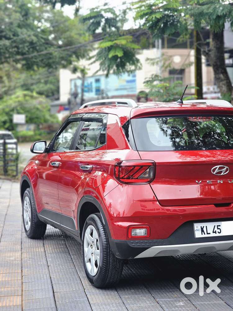 Hyundai Venue S 1.2 Petrol, 2020, Petrol