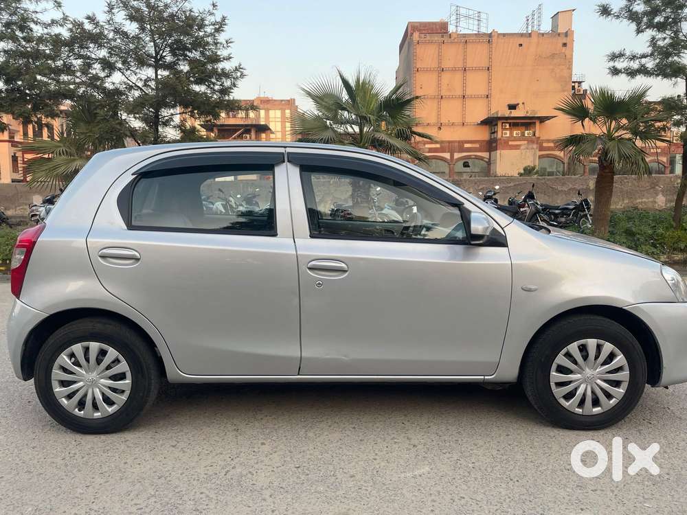 Toyota Etios Liva 2014-2016 G, 2016, Cng & Hybrids