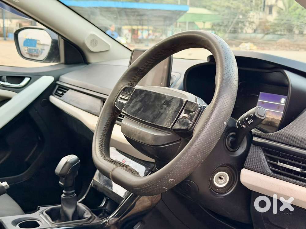 Tata Nexon Pure 1.2 Revotron Petrol 6 Mt, 2024, Petrol