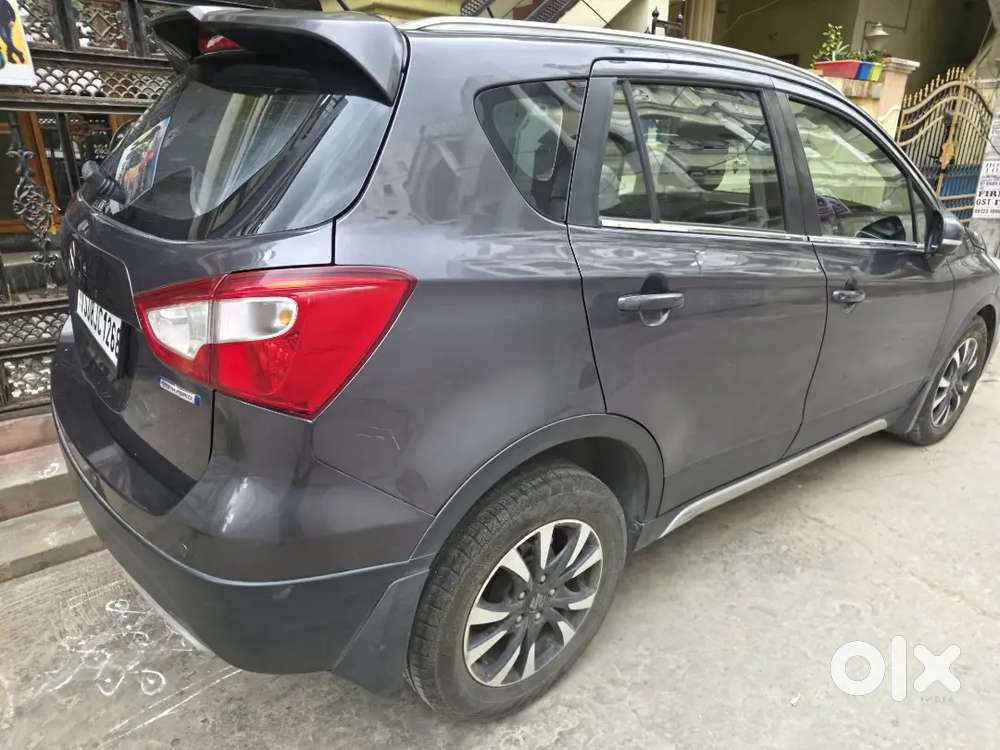 Maruti Suzuki S Cross 2022 Petrol Well Maintained