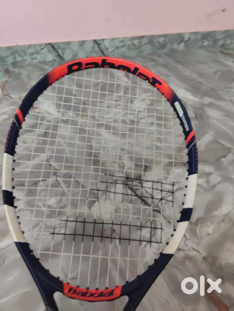 Tennis racket
