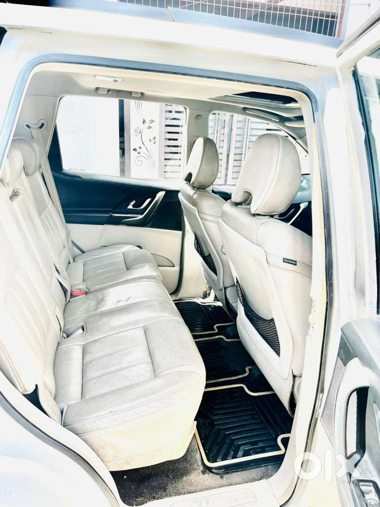Mahindra Xuv500 2016 Diesel Well Maintained New Condition Top Model