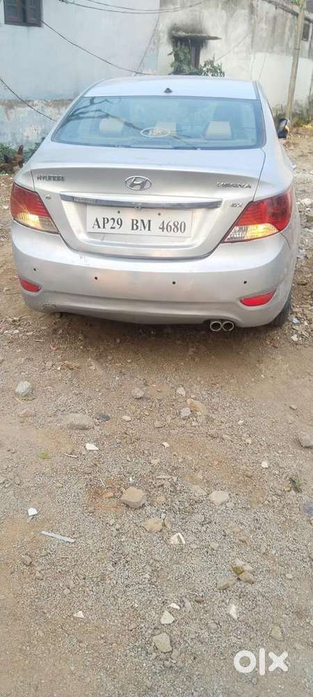 Hyundai Verna 2011 Petrol Well Maintained