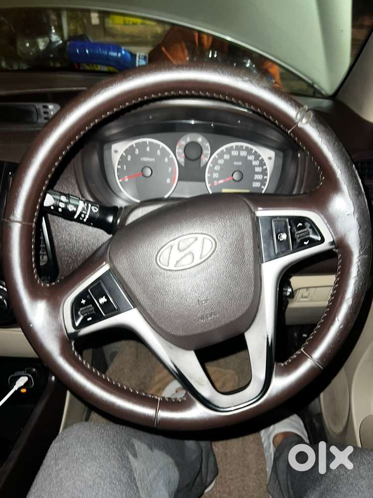 Automatic Hyundai I20 2011/10 - Good Condition