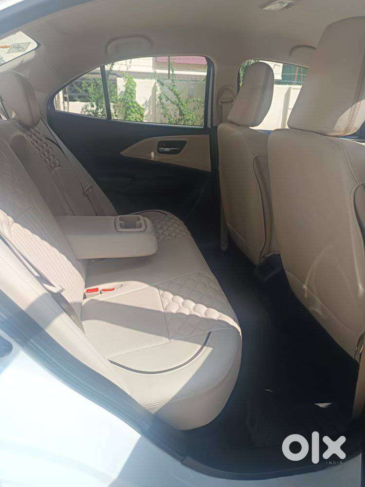 Maruti Suzuki Swift Dzire 1.3 Vxi, 2026, Cng & Hybrids