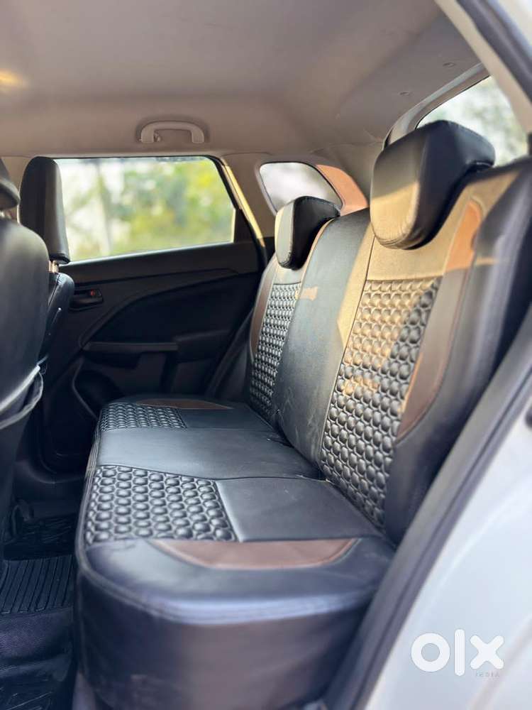 Maruti Suzuki Brezza 1.5 Vxi Cng, 2023, Cng & Hybrids