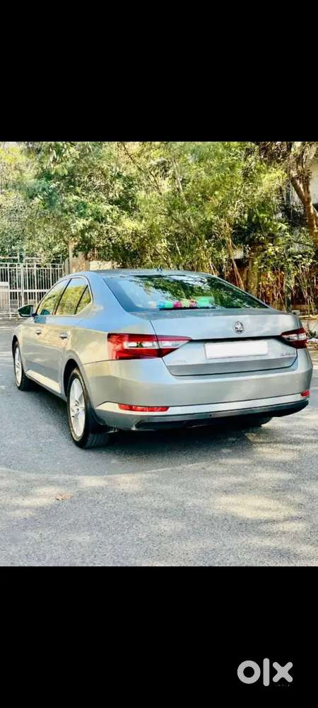 Skoda Superb L&k 2019  54,000 Km  Business
