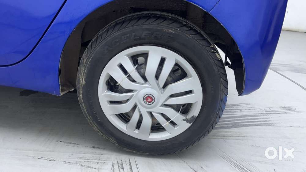 Hyundai Eon Sportz, 2013, Petrol